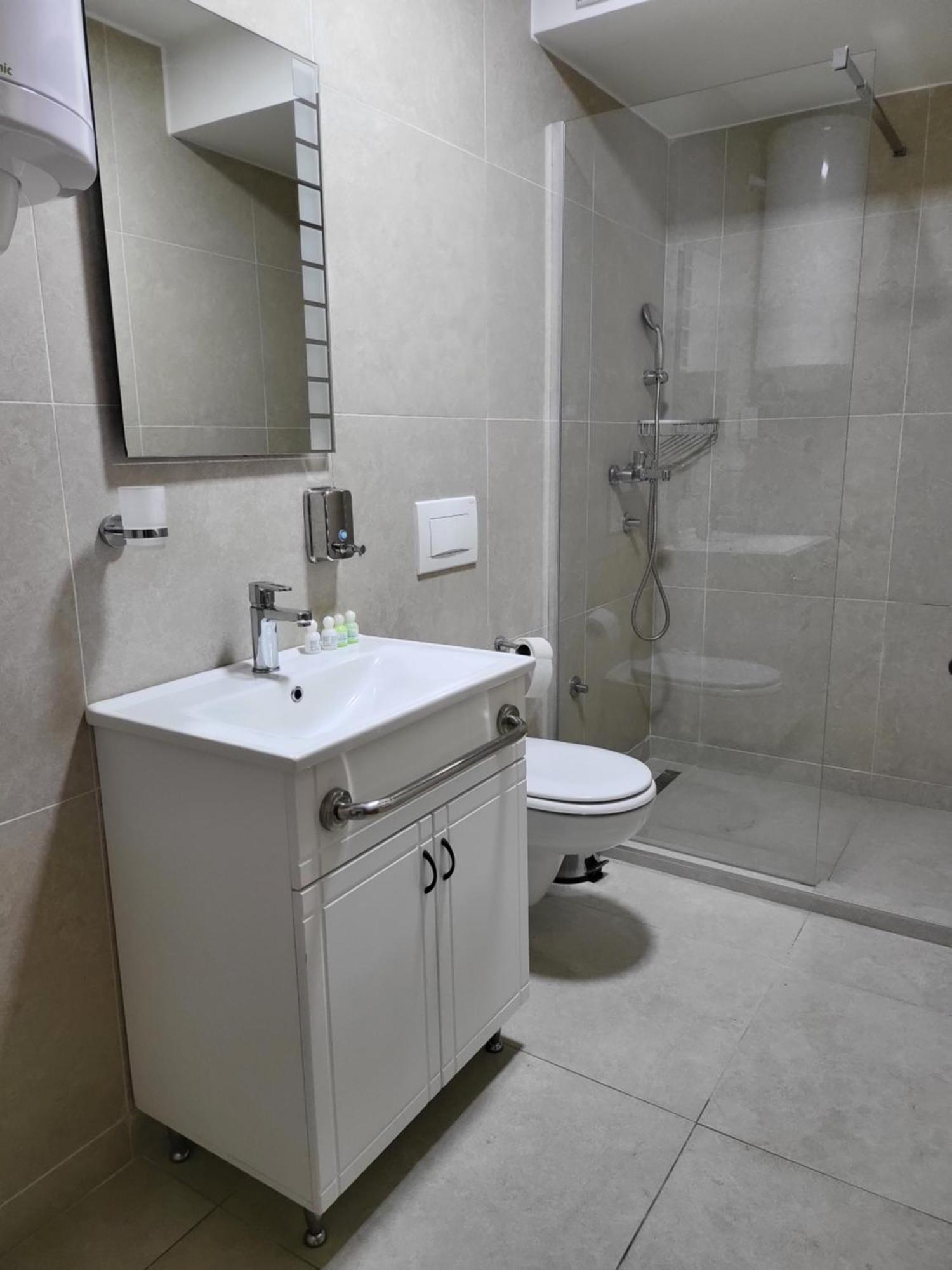 Sky Apartmani & Spa Leskovac  Rom bilde