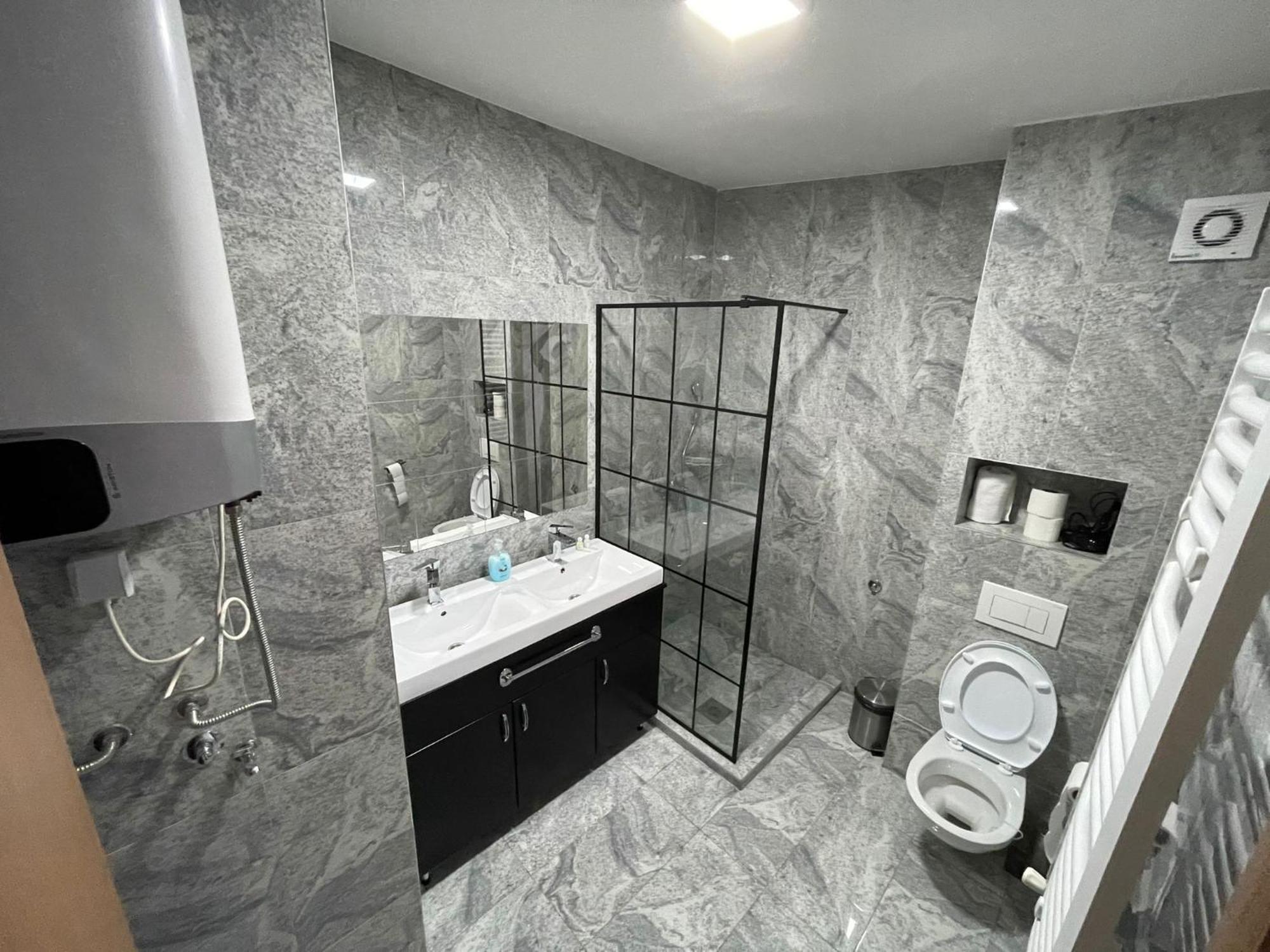 Sky Apartmani & Spa Leskovac  Rom bilde