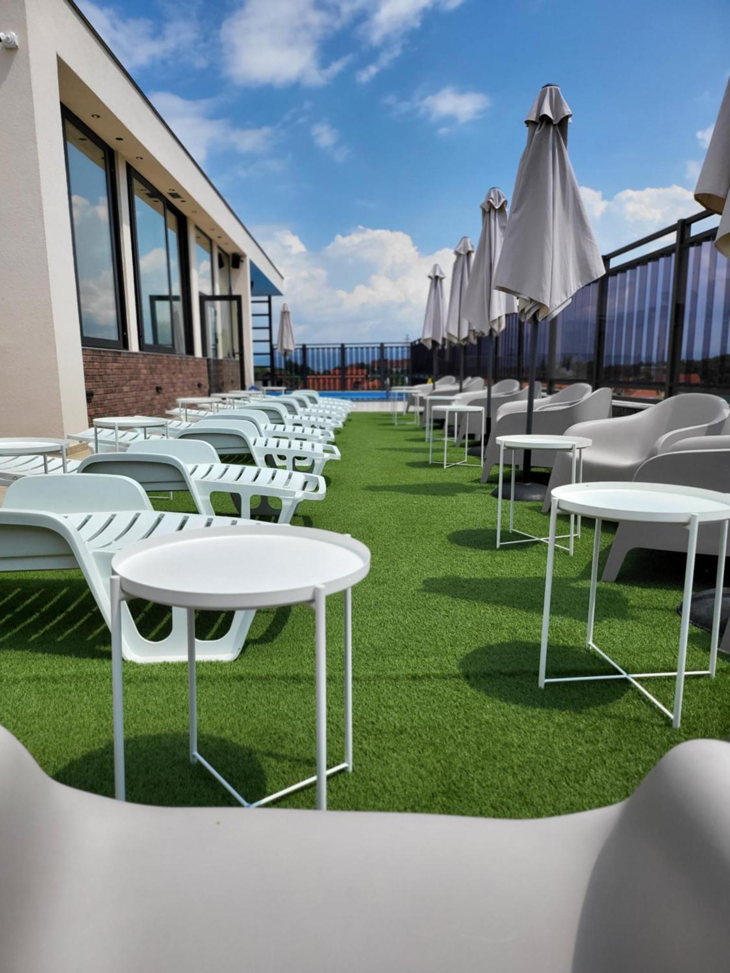 Sky Apartmani & Spa Leskovac  Rom bilde