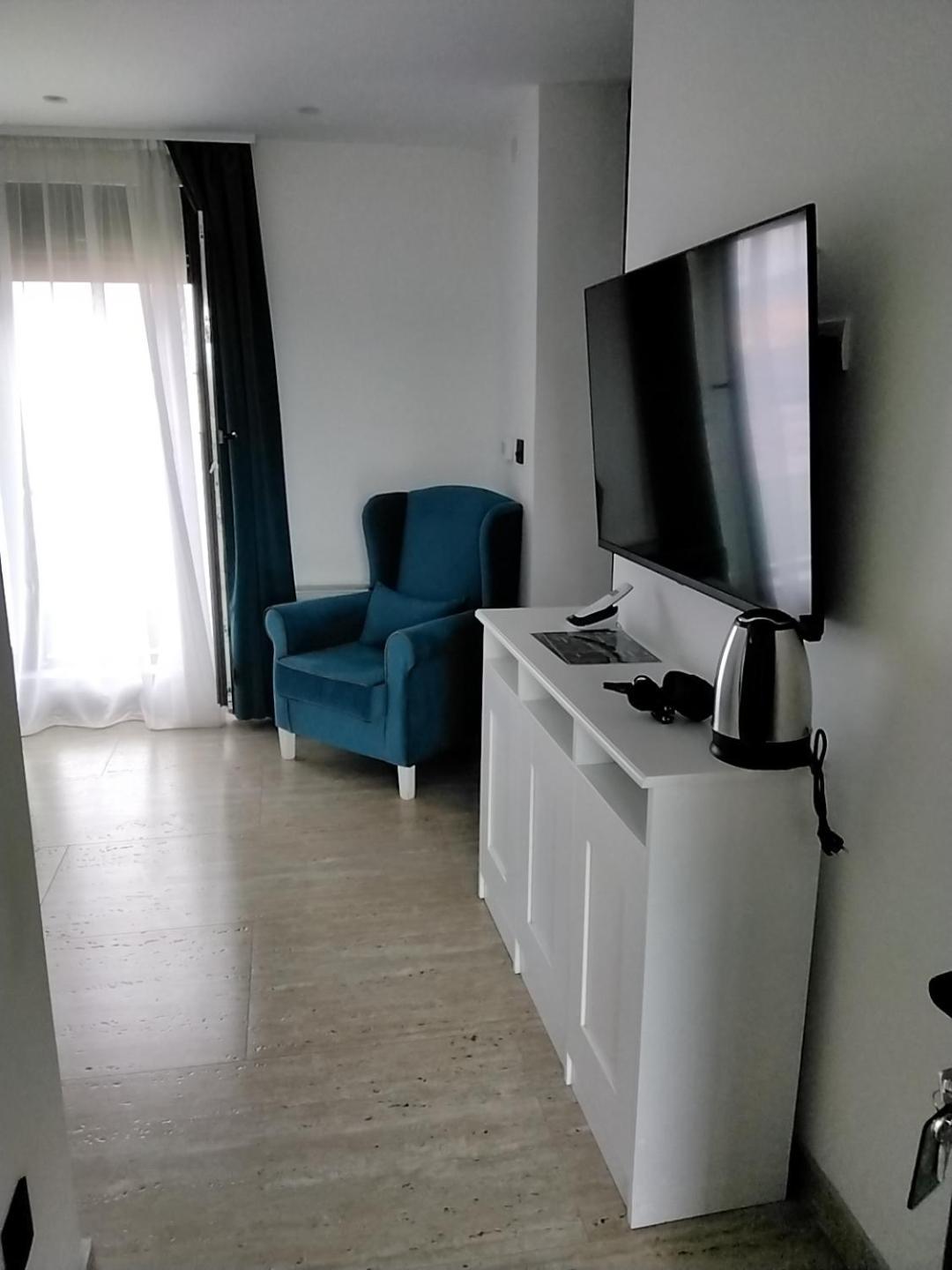 Sky Apartmani & Spa Leskovac  Rom bilde